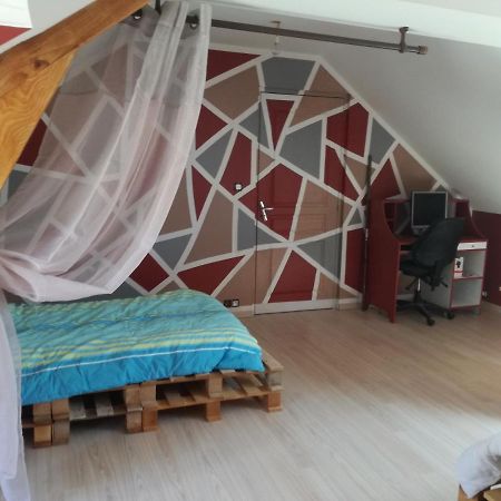 Chambre A Villemandeur Chez L'Habitant Kültér fotó