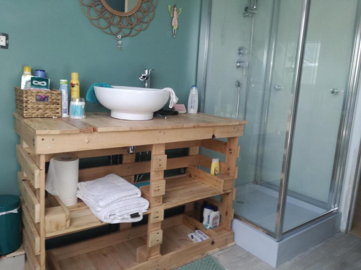Chambre A Villemandeur Chez L'Habitant Kültér fotó