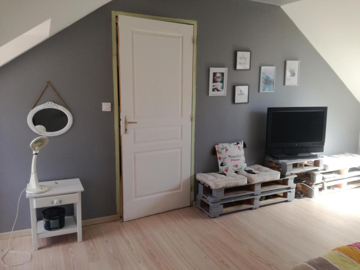 Chambre A Villemandeur Chez L'Habitant Kültér fotó
